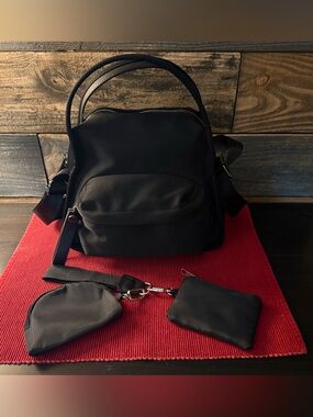 YNS Generic Black Tote Bag with Matching Pouches